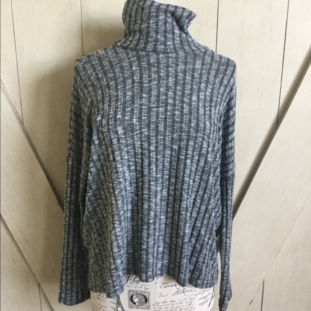 ❄️Ribbed Abercrombie Turtleneck Sweater❄️